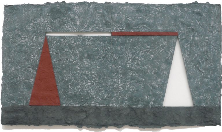 Gerhard Walter Feuchter | DUALE SYSTEME 2 | 2005 | gegossenes Papier | 28 x 49 cm | Galerie Moench Berlin