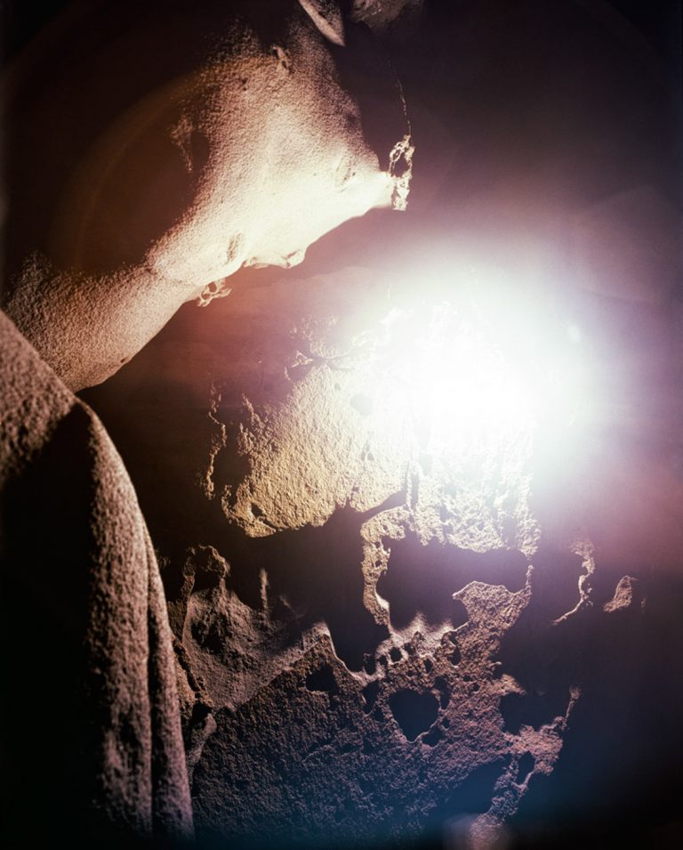 Friedrich Gobbesso IRRLICHT 43 | 2016 | Fotografie mit Magnesiumlicht auf Diafilm (6x9 cm) | Inkjet Fineart Print | Auflage 3 Expl. | 102 x 82 cm | Galerie Moench Berlin