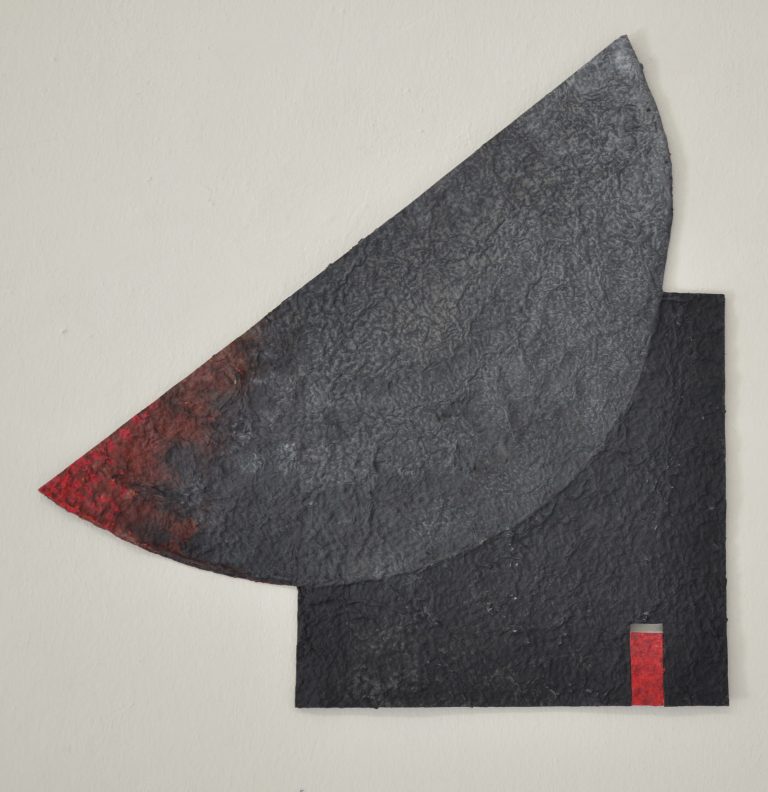 Gerhard Walter Feuchter | BEHEIMATEN II | 2015 | Papierguss, Cutout und Acryl | 61 x 61 cm | Galerie Moench Berlin