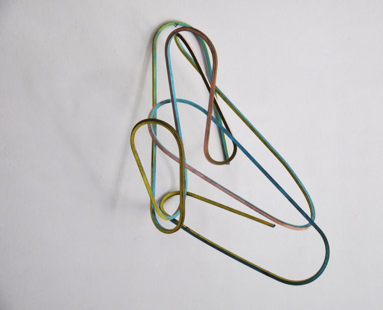 Ruth Gindhart | I/2006 | Skulptur: Stahl und Acryl | 75 x 33 x 63 cm | Galerie Moench Berlin