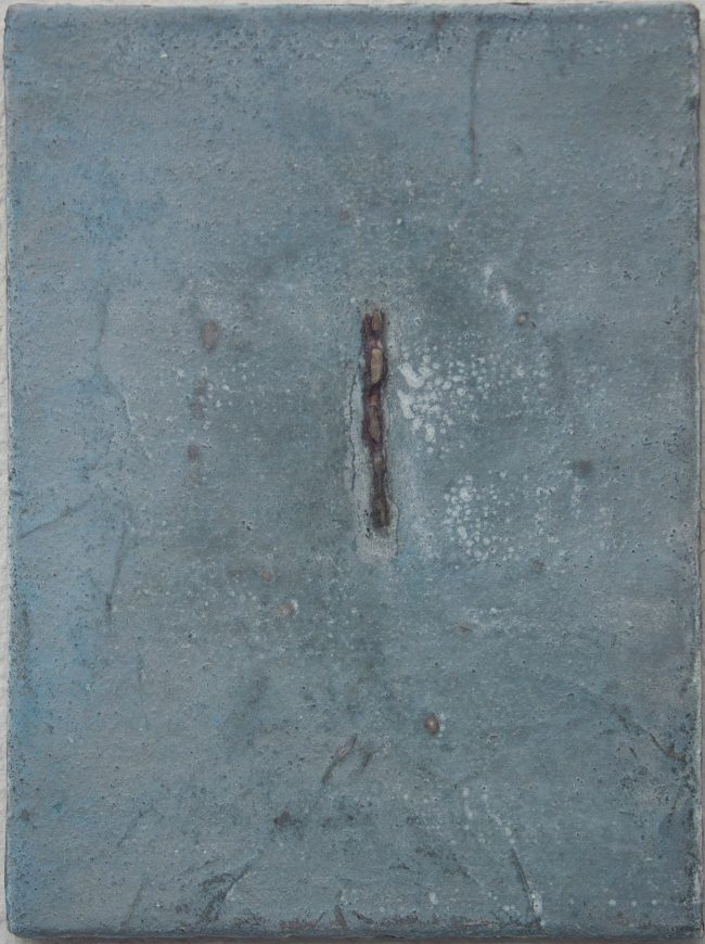 Carola Czempik | WINDFELDER 1 | 2013 | Malerei: weißer Quarz, Marmor, Alabaster, Speckstein, Schiefer, Sandstein, Pflanzenfaser, transparente Chinapapiere und Wachs auf Leinwand | 40 x 30 cm | Galerie Moench Berlin