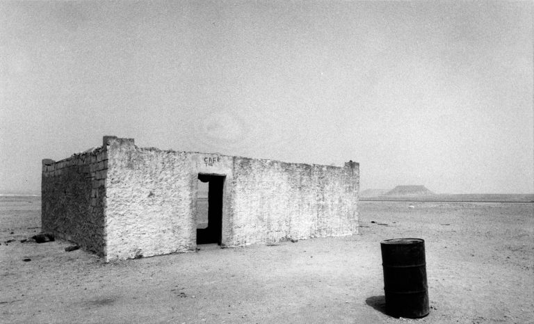 Walther Grunwald | ohne Titel (Sahara) | 2003 | Schwarzweissfotografie auf Barytpapier | Galerie Moench Berlin