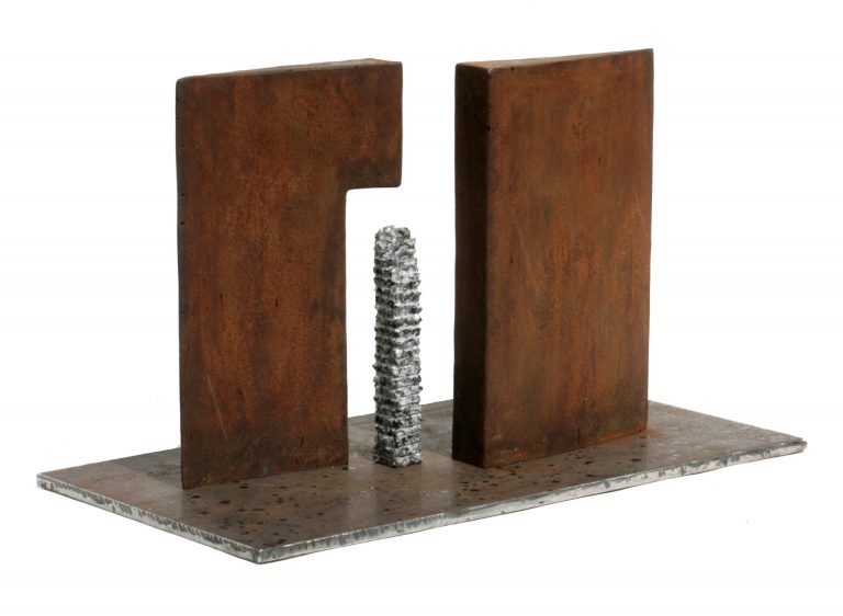 Reiner Maehrlein | ABRIS II | 2013 | Stahl und Granit | Galerie Moench Berlin