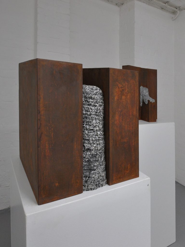 galerie moench zeitgenoessische Kunst Reiner Maehrlein Skulptur