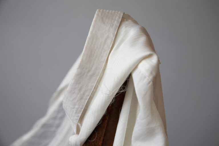 galerie moench zeitgenoessische kunst barbara caveng objekt skulptur koerper