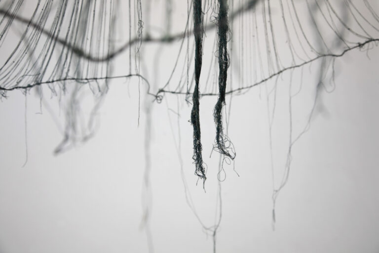 galerie moench zeitgenoessische kunst barbara caveng objekt skulptur koerper