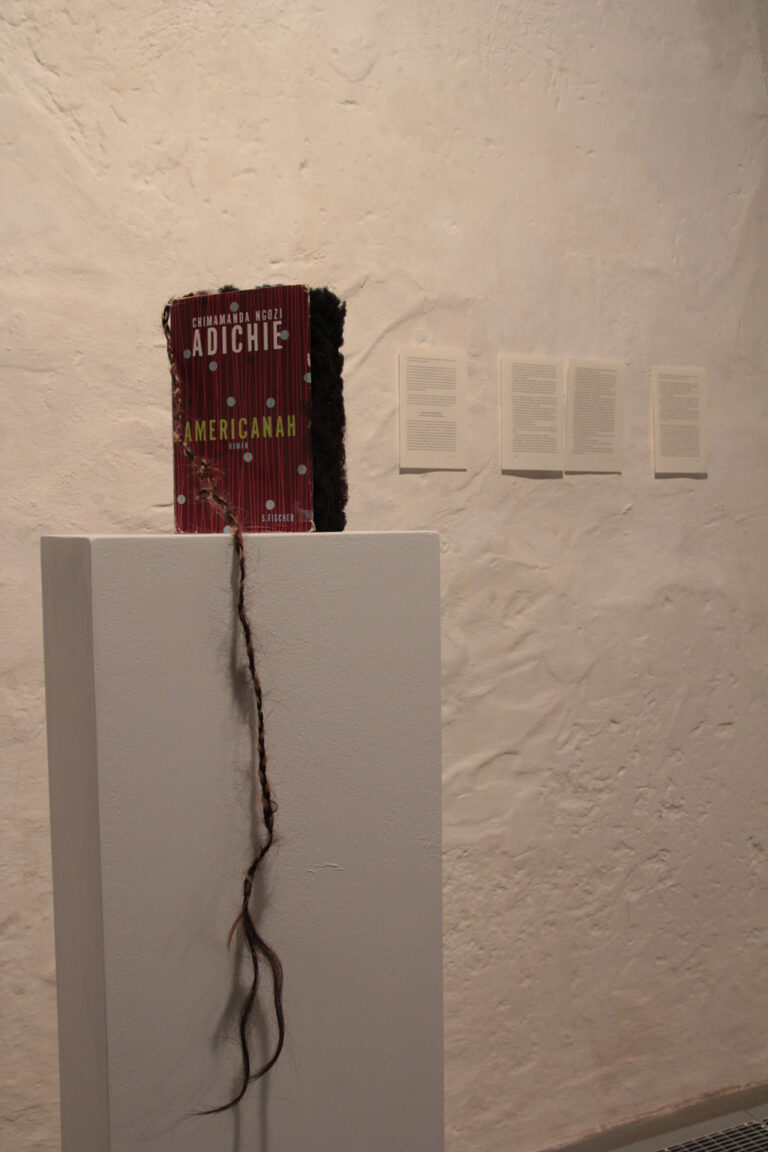 galerie moench zeitgenoessische kunst barbara caveng objekt skulptur koerper