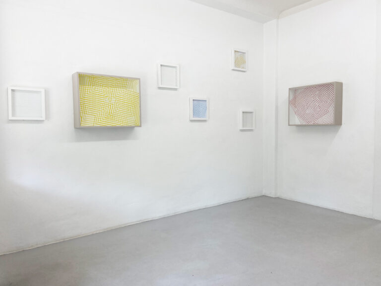 galerie moench zeitgenoessische kunst ruth gindhart bildhauerei zeichnung papier