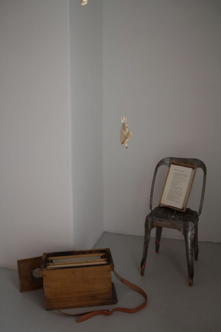 galerie moench zeitgenoessische kunst barbara caveng multi media art